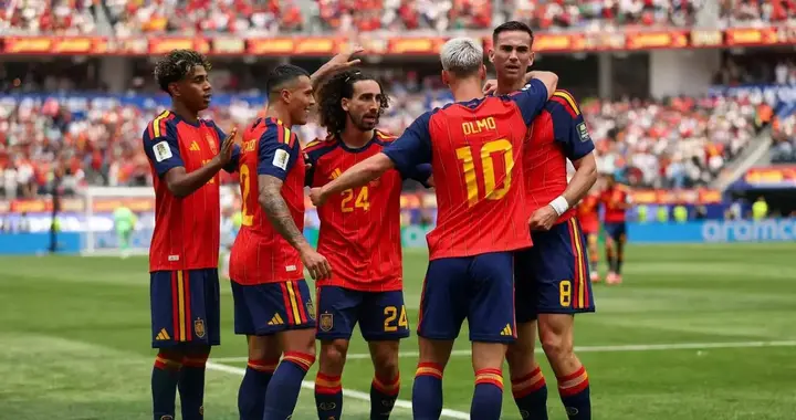 2-1绝杀！世界杯四强出炉两队，法国战最强对手，决赛提前打响？