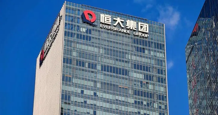 恒大窟窿 2.4 万亿，花 12 亿捐哈佛，13 亿买画，南通老板躲债 千万？