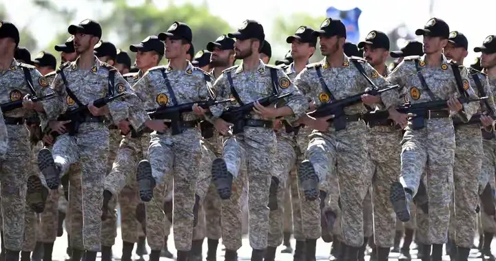 F18被击落，美军士兵开始大逃亡！活捉俘虏对美伊意味着什么？