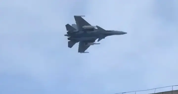 歼-15T挂载鹰击-15亮相！福建舰“双15”王牌，补齐航母最大短板？