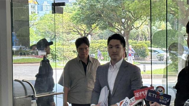 台海大师兄：中国国民党主席郑丽文今天在台