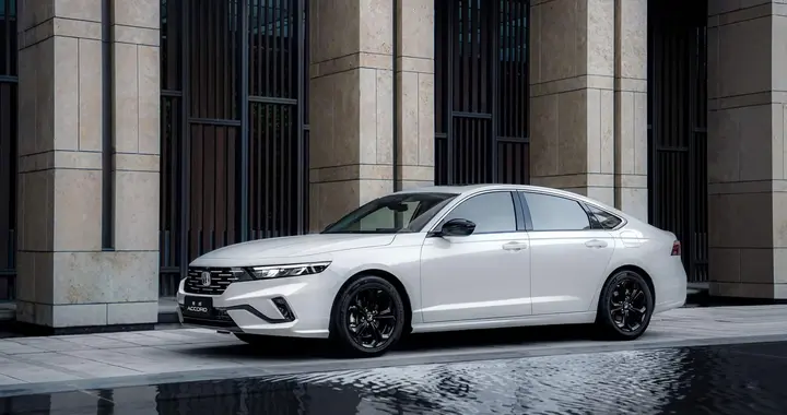 破纪录+连续月销2万+，雅阁：2025爽文大男主剧本我拿了