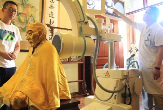 邯郸定慧寺一高僧，肉身千年不腐，专家用X光扫描后得出惊人结论