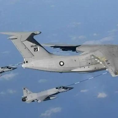 亓钦：巴基斯坦被激怒，枭龙战机进入伊朗领