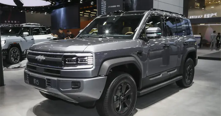 “压哨绝杀”！方程豹年销量首超坦克，方盒子SUV市场变天了？