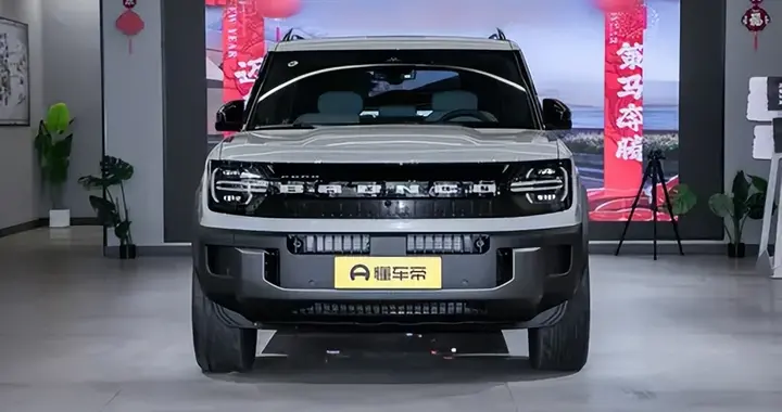 续航1220km＋四驱锁，这台新能源方盒子把“可城可野”做成了现实