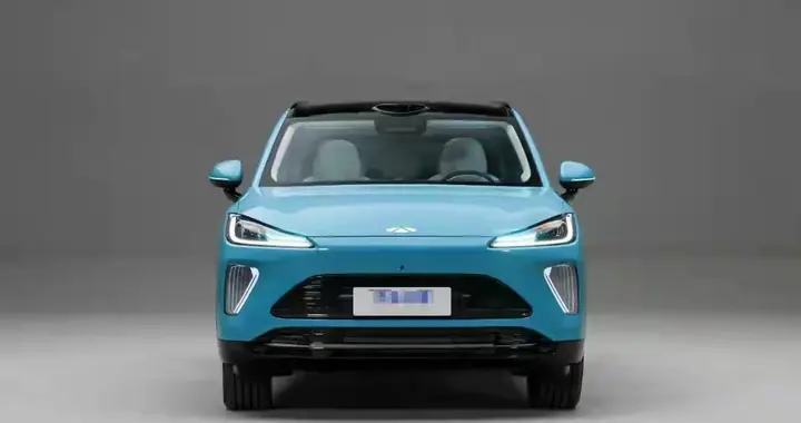 奇瑞又“掀桌子”了，车长4870mm，轴距2920mm，续航2000km喝92油