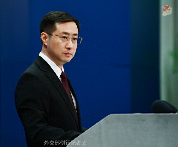美出台制裁法案，对俄能源买家征100%关税，中印在列，外交部回应