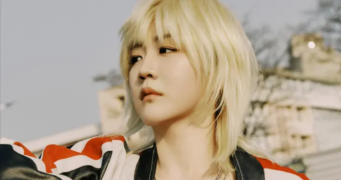 帅到封神！陈梦赛车大片曝光，皮衣气场全开，又美又A太绝了！