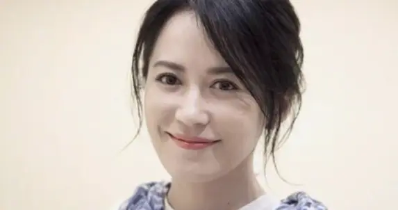 九段恋情皆落幕，与俞飞鸿二十年知己相伴，58岁窦文涛独白藏心酸