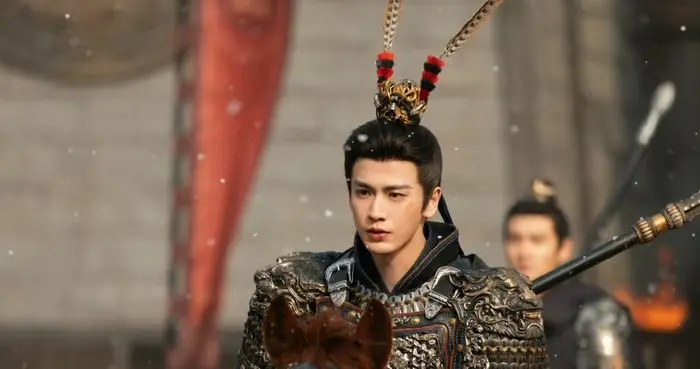 前有粉丝冲紫光阁现有粉丝冲钧正平，不得不说现在的粉丝真勇啊