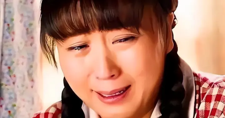 全都跑不掉！背人命债、逼儿媳吃剩饭，闫学晶露面后又牵出一大佬