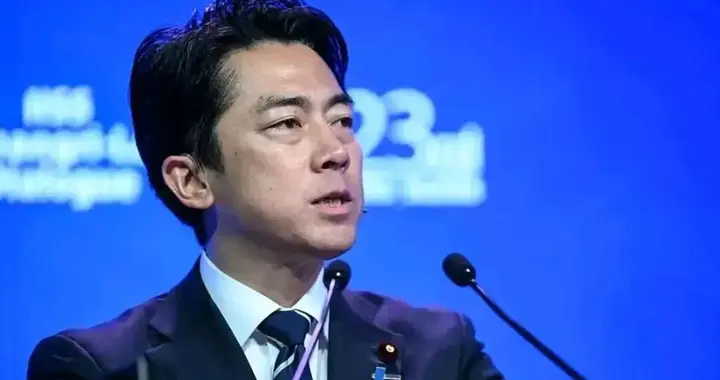 小泉香会碰瓷中国：拥核国家是新军国主义？中方当场反问让他哑口
