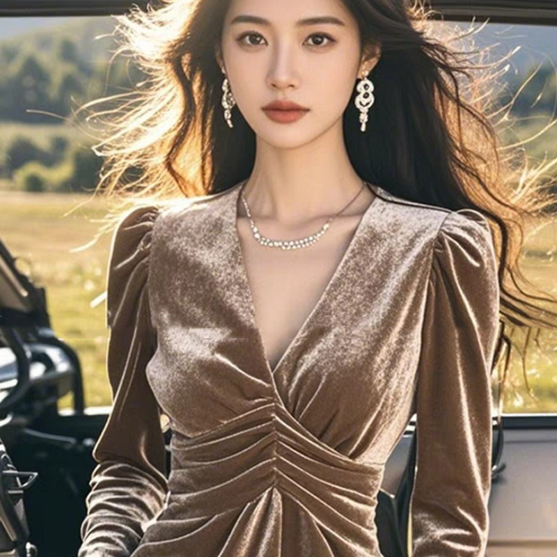 金丝绒衬衫内搭