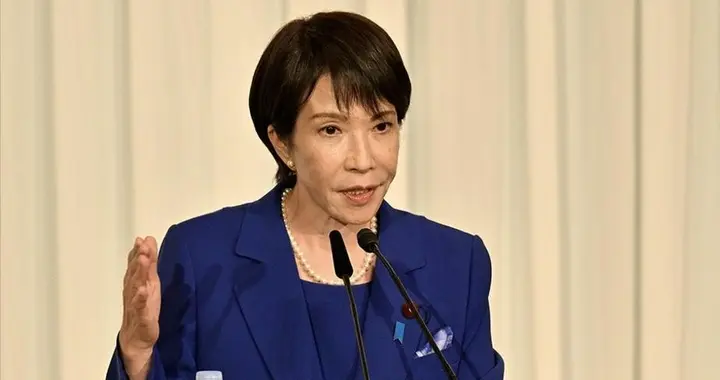 日本亲手降级中日关系，航班腰斩、游客暴跌，民生经济接连承压