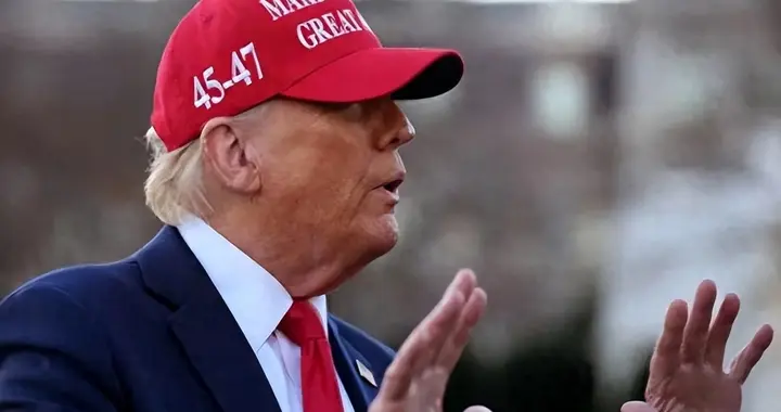 38万亿美债炸锅后，不到24小时，特朗普逼韩日英法出兵，没人理他