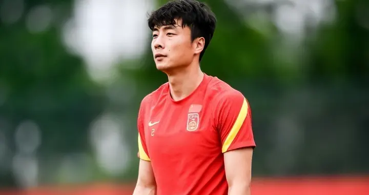 28轮仅首发4次 里皮昔日御用爱将惨遭蒙哥马利冷落 沦为中超鸡肋