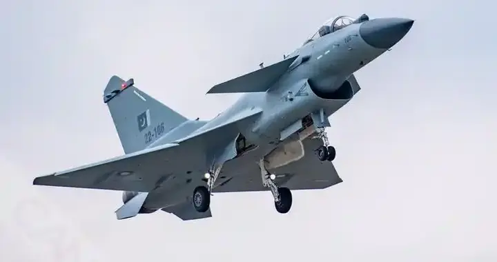 巴基斯坦空军出手，派战机打胡塞？用的是美国战机还是中国战机