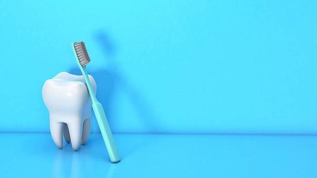 牙刷与牙膏：一场浪漫的相依相伴