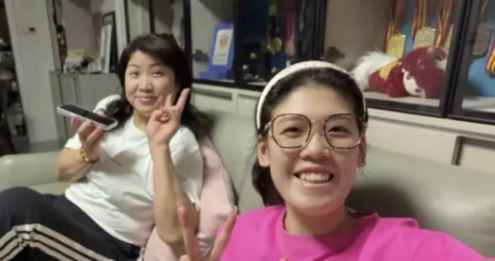 李盈莹发文回天津 戴眼镜惊喜亮相！