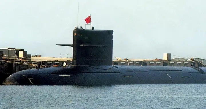 作为军迷老胳膊老腿，看到这张网传图，我手