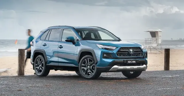 丰田 RAV4是10-15年前的旧科技换壳 Sealion 6技术是最新的
