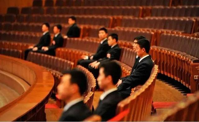 机关单位的人，请不要随随便便调动！