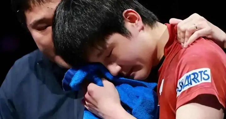 14日多哈快讯 世界冠军惊险获胜，张本智和看到签位，直接哭了