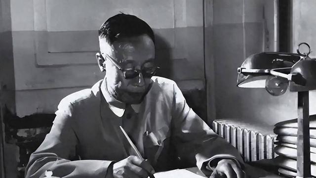 一尺灰历史：1946年的一个清晨，东北通
