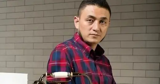 雷军不搞科技搞铜器？被他连续投资的小众国货，到底什么大来头？