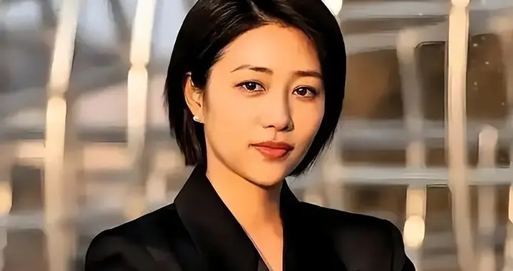 爷爷是中国表演艺术家，老公是北电书记，她用演技狠狠打众人脸了