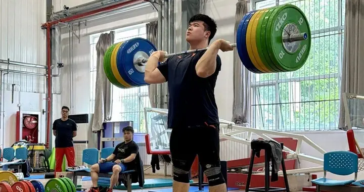 刘焕华：重走来时路 续写新荣光