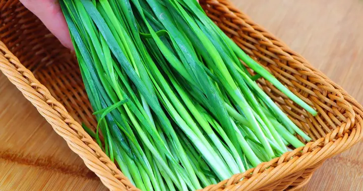 韭菜是高血压的克星？告诫：不想血压飙升，4招教你有效控压