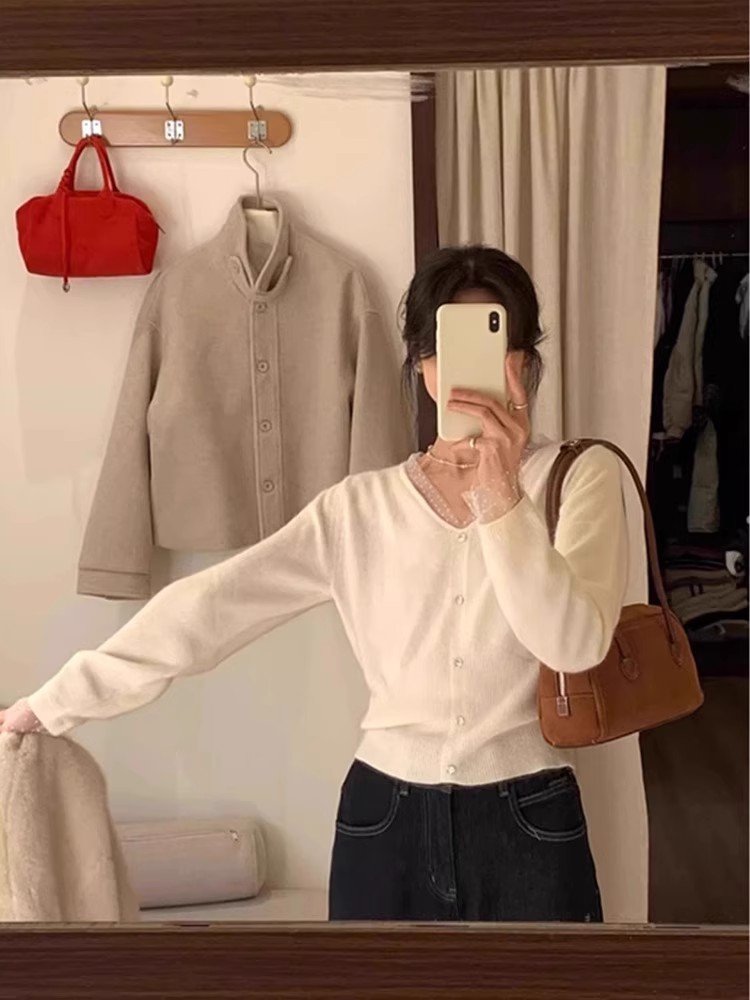 韩系内搭白色蕾丝v领波点长袖t恤女春秋季