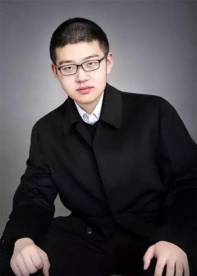 西安顶尖学霸，距高考百天突然跳楼，遗书中写道：一生看透两件事