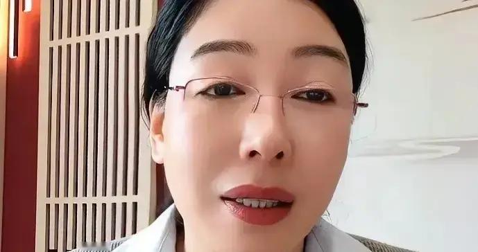 安娴卖美房回河南一年 ，又带娃回美三个月 ，孩子闹别扭？