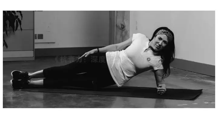 除了减少久坐危害，减少肌肉流失也是抗衰过程中非常重要的