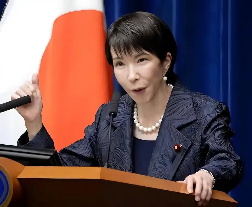 日本媒体报道说，高市早苗有可能不参加APEC深圳峰会了，前外相岩屋毅从...