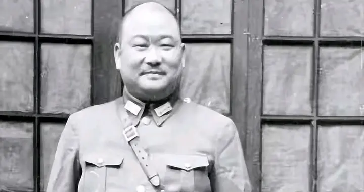 1929年反蒋战事爆发，老蒋下令撤退，刘峙：将在外，君命有所不受