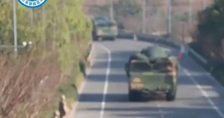 模拟打美航母？东风26机动部署