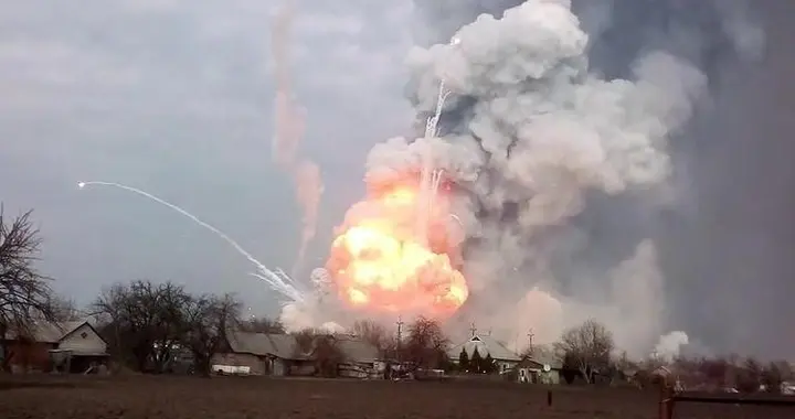 事情闹大了，英法干了件美国都不敢干的事，俄方直接传唤两国大使