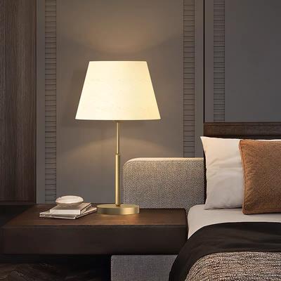 灯光大狮：全铜台灯卧室床头灯 轻奢现代简