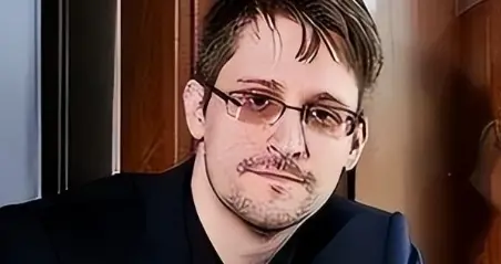 12年前，那个美国抓捕未果，入籍俄罗斯的斯诺登，现在过得如何？