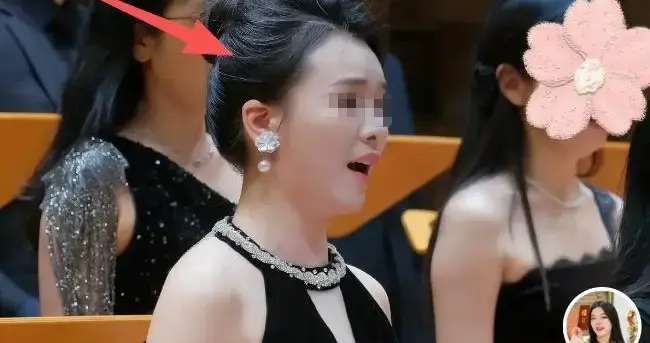 白嫖礼服后续：女子社死，拒绝道歉全团挨骂，细节曝光谎言被戳穿