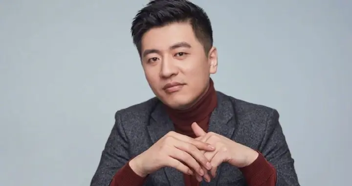 张雪峰去世：从贫困县到顶流，他用半生为普通人铺路，自己却倒下