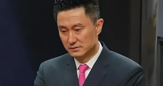 谁来不如留杜峰，杜峰看的是未来，而洋帅看的是成绩。