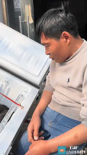 雪饼说：这下可解释不清了！河南，一男子在