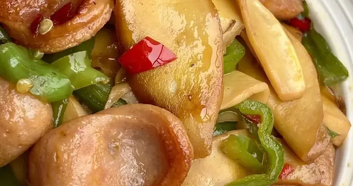 咸香四溢：杏鲍菇与腊肠的绝妙搭配