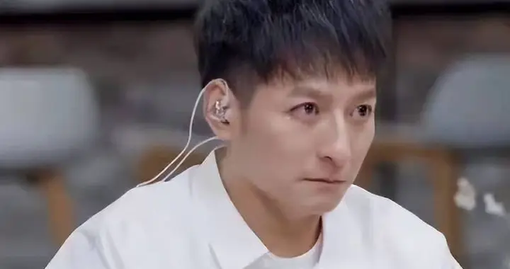 从主持人到"精神病"，49岁无妻无子的李维嘉，给不婚人士提了个醒