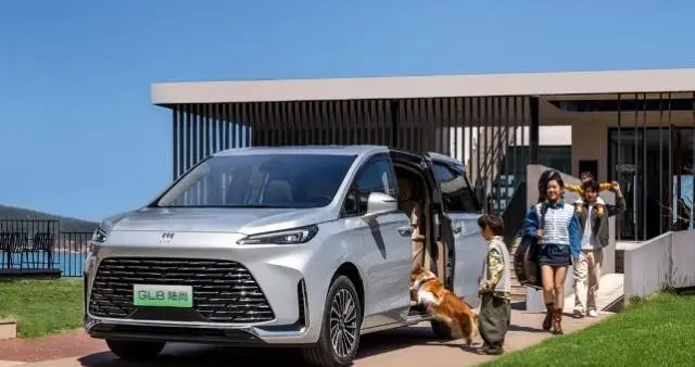 25万级新能源MPV别克GL8陆尚，启动双十一限时购车活动